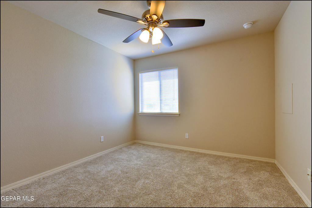 7528 Wolf Creek Drive - Photo 32