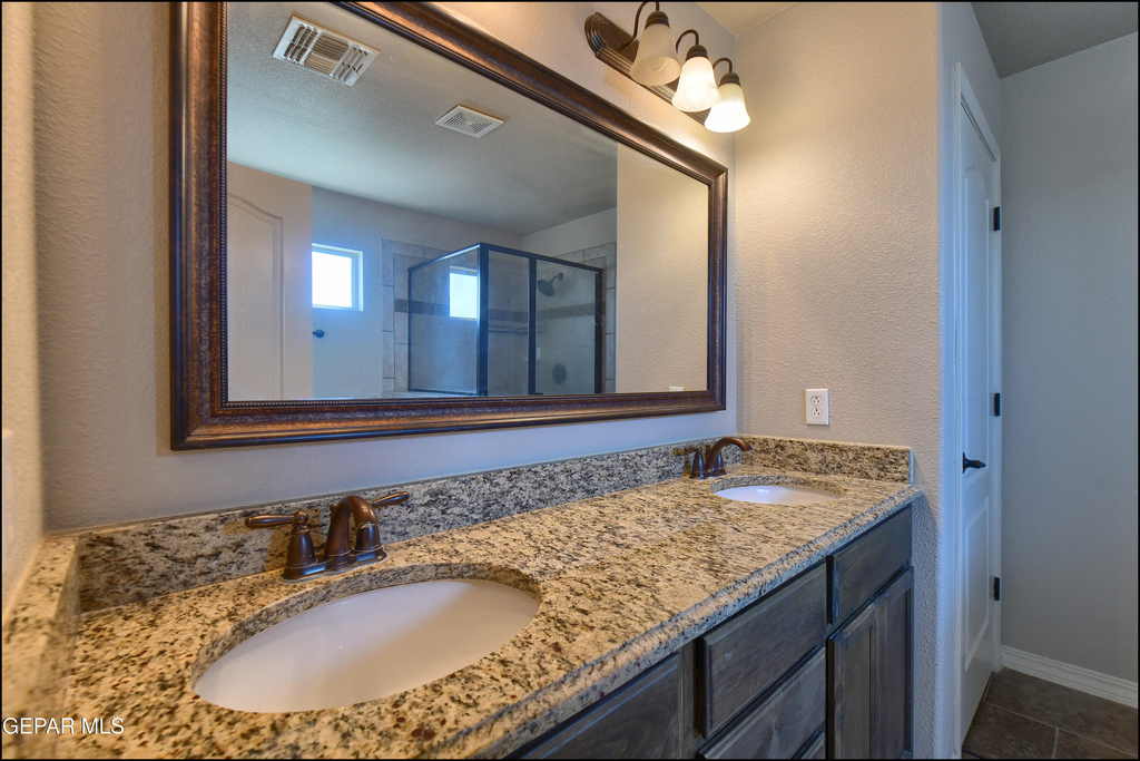 7528 Wolf Creek Drive - Photo 26
