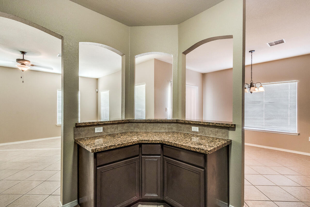 13163 Kestrel Avenue - Photo 8