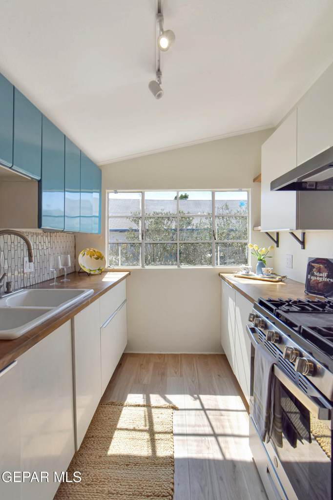 4312 Clifton Avenue - Photo 15