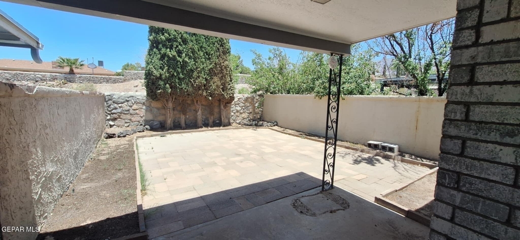 6617 Dawn Drive - Photo 32
