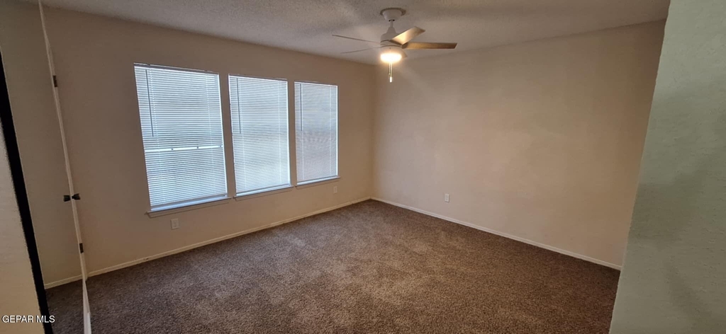 6617 Dawn Drive - Photo 18