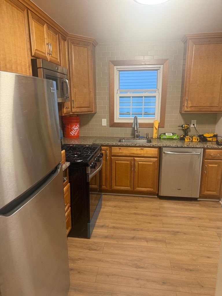 Yonkers Terrace / Bronx Terrace - Photo 1