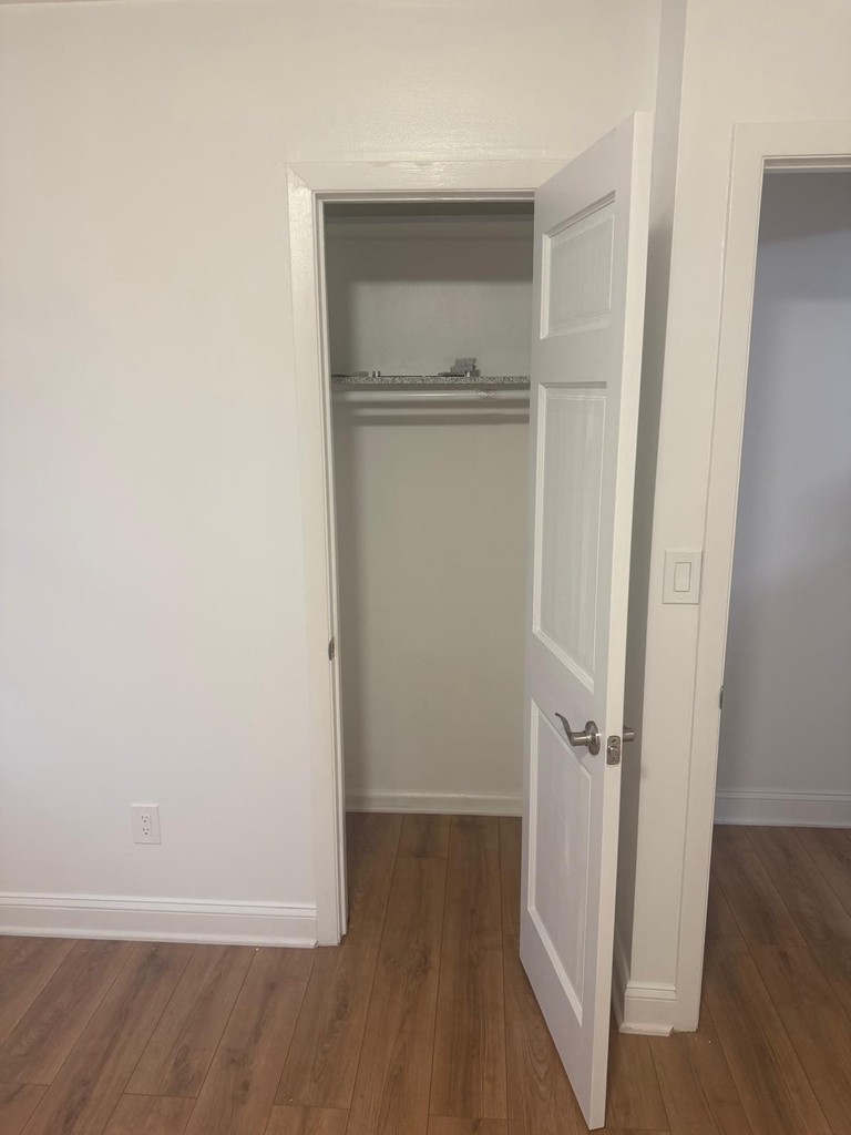 Yonkers Terrace / Bronx Terrace - Photo 8