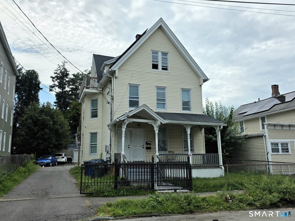 979-981 Hancock Avenue - Photo 13