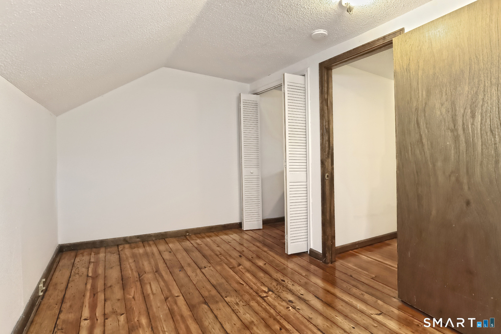 52-54 Pond Point Avenue - Photo 15