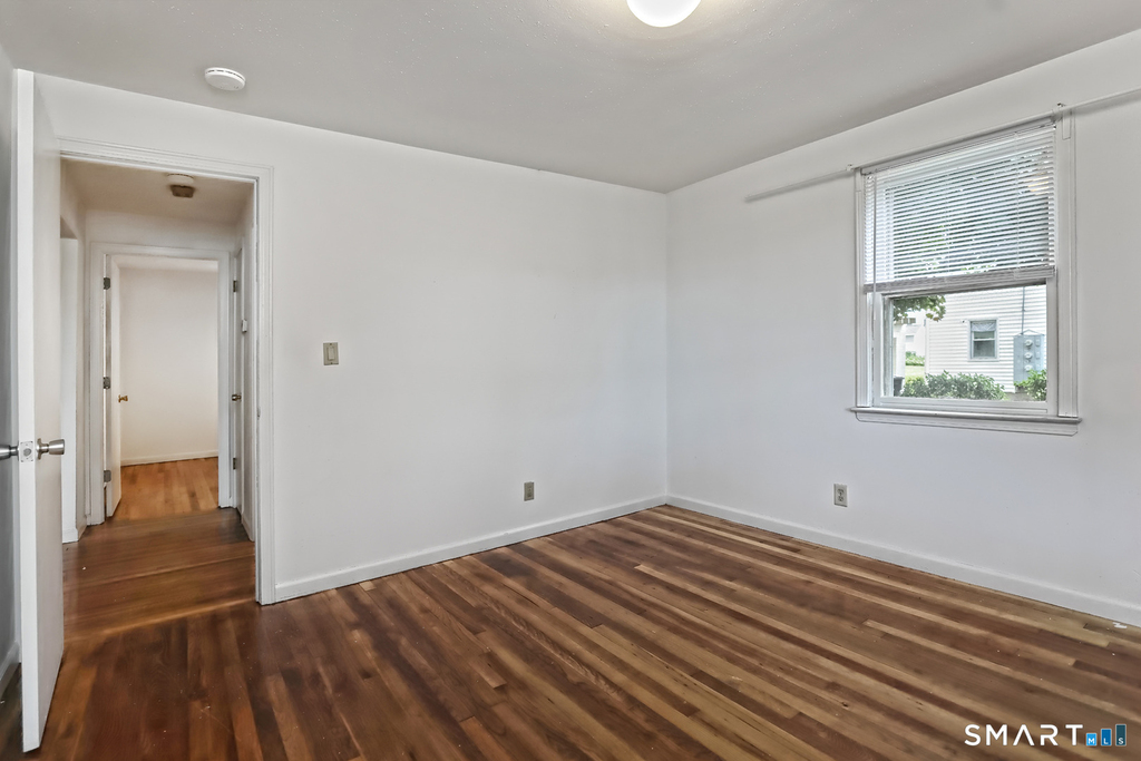 52-54 Pond Point Avenue - Photo 30