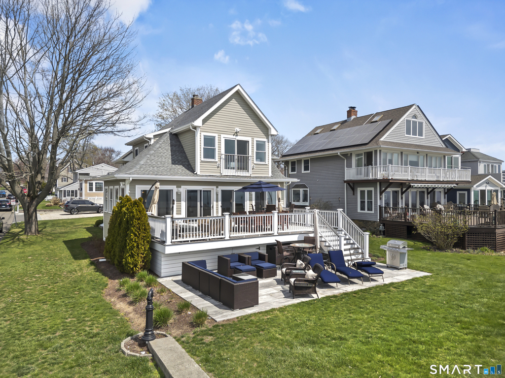 1 Annawon Avenue - Photo 3