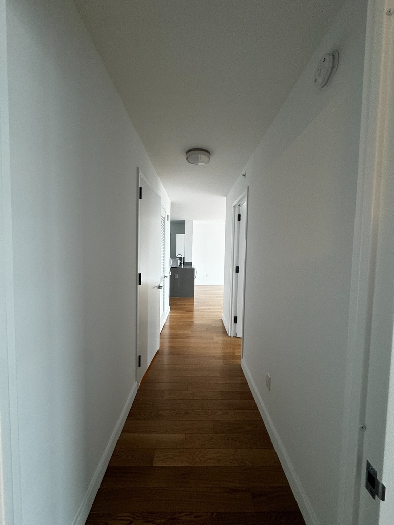 West 57th Street - Photo 11