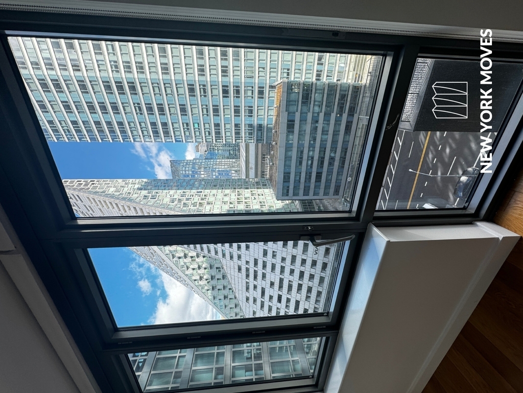 West 57th Street - Photo 18