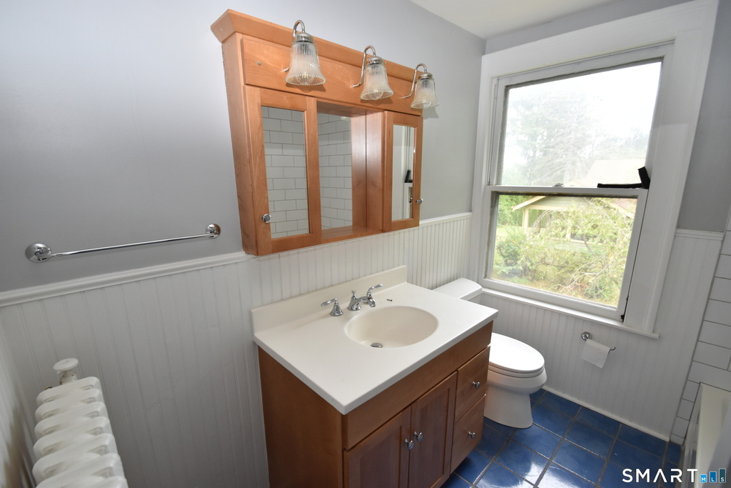880 South Quaker Lane - Photo 9