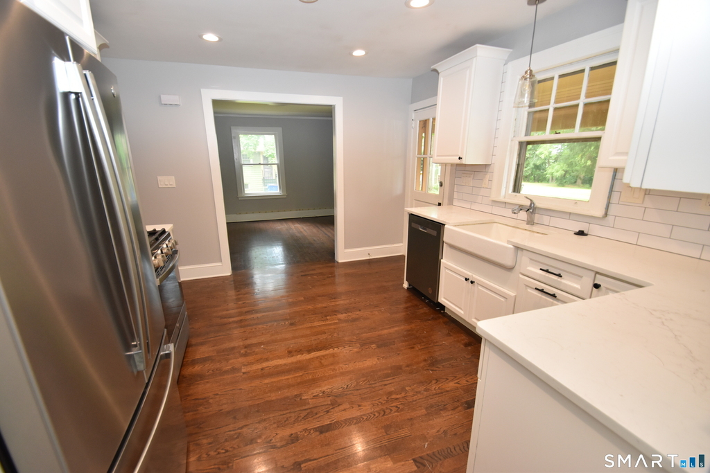 880 South Quaker Lane - Photo 5