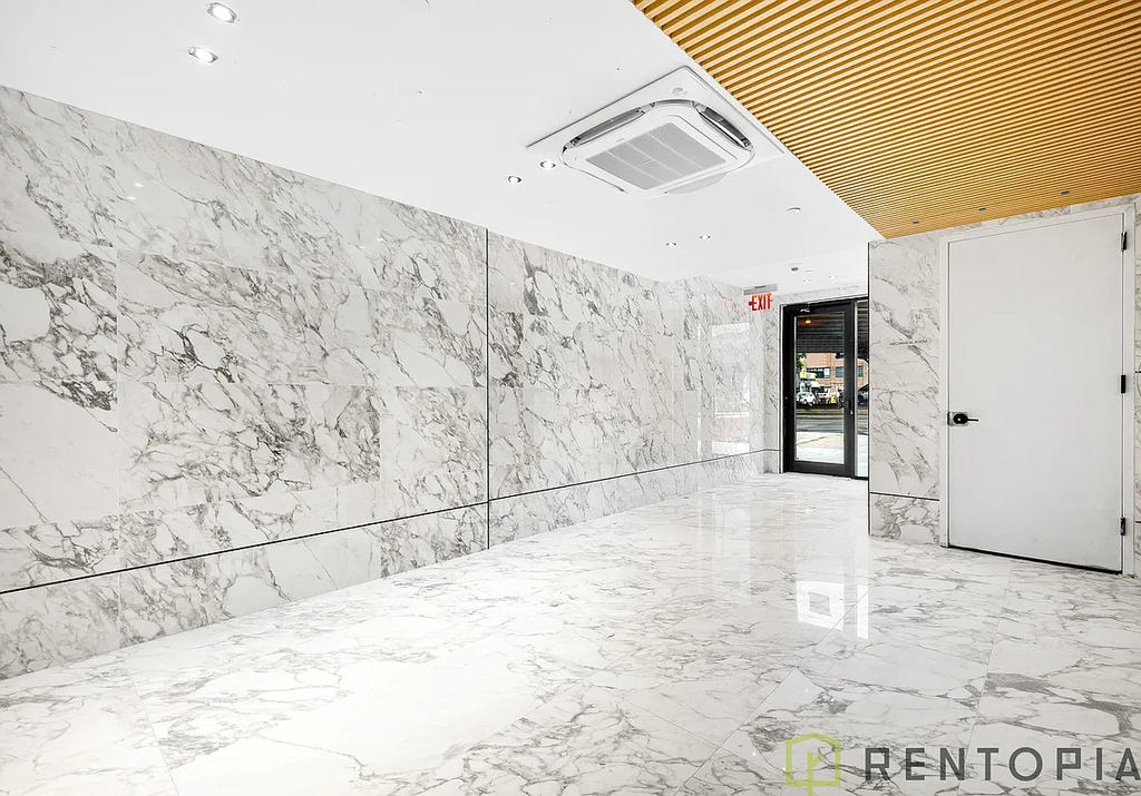 104 Frost Street - Photo 5