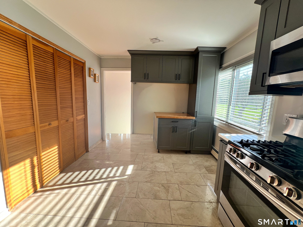 80 County Street - Photo 2