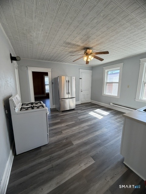 728 Highland Avenue - Photo 2