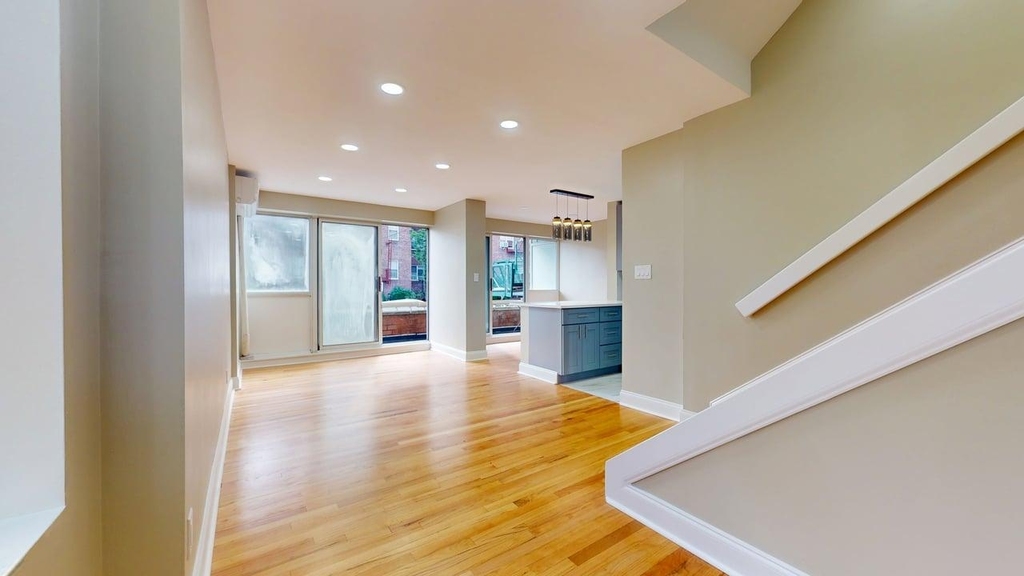67-39 Clyde Street - Photo 1
