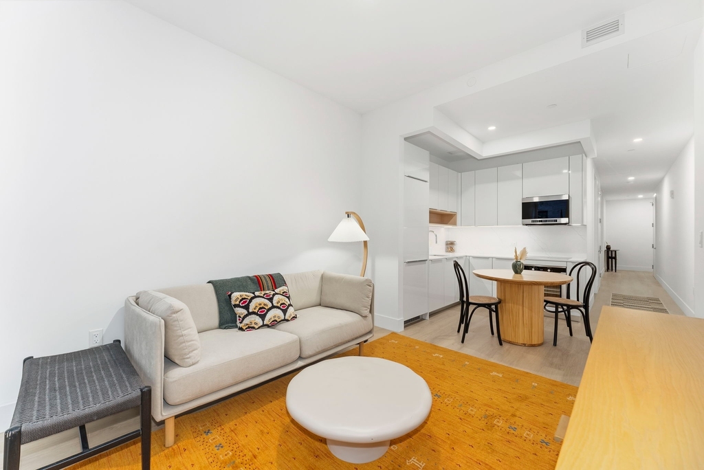 55 Broad Street - Photo 1