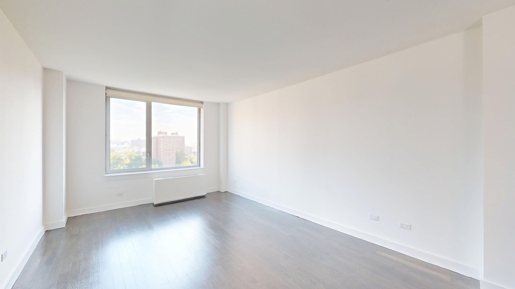 808 Columbus Ave - Photo 2