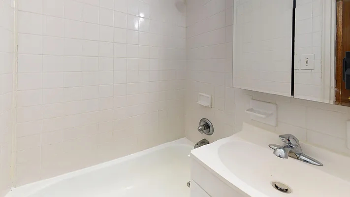 337 East 89th Street - Photo 5
