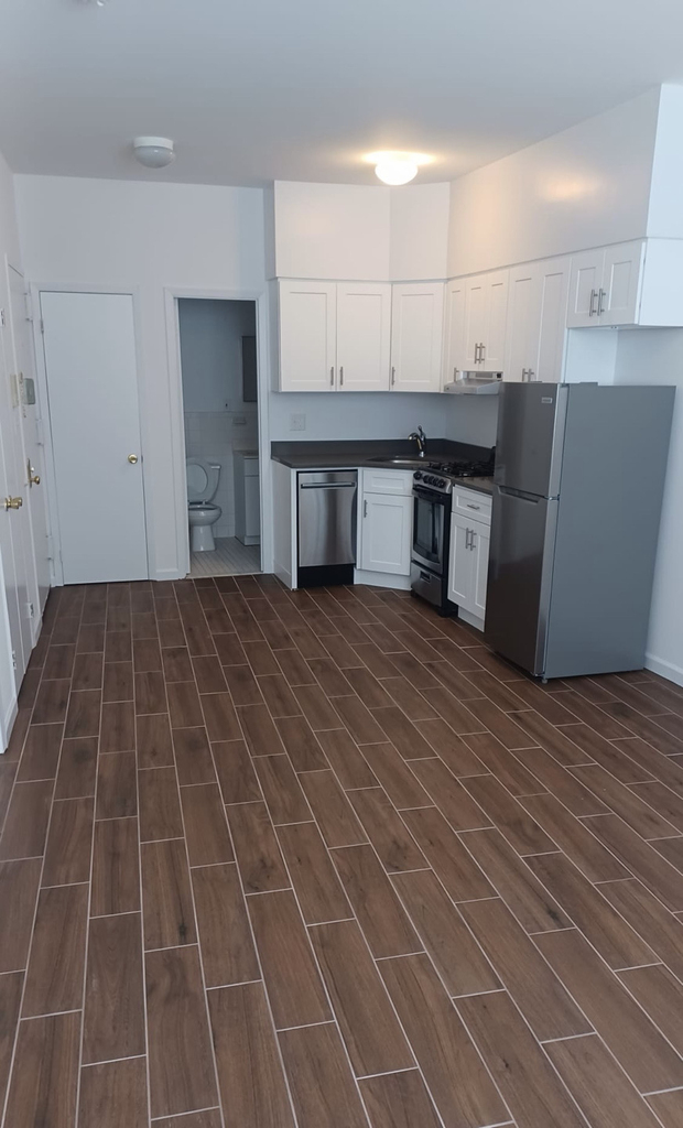 18-27 27th Avenue - Photo 0