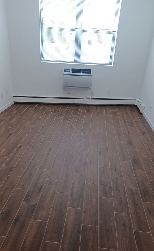 18-27 27th Avenue - Photo 2
