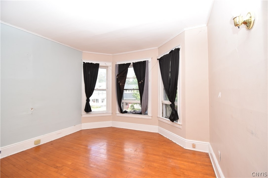 1146 Academy Street - Photo 12