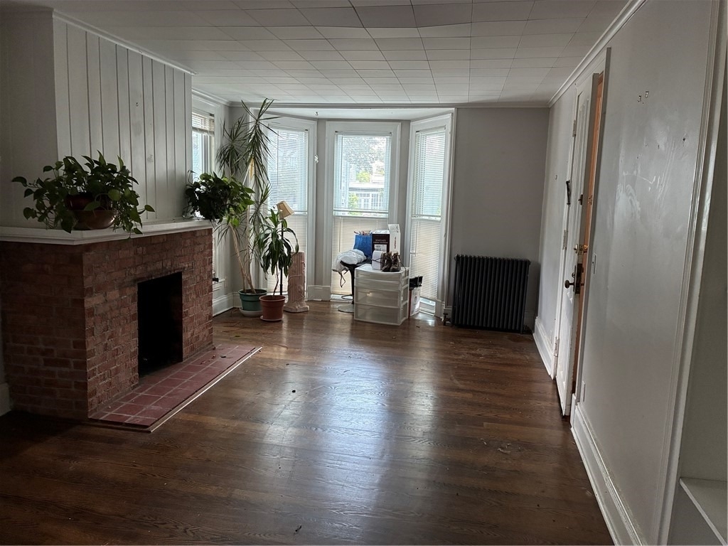 1 Rowley Street - Photo 2