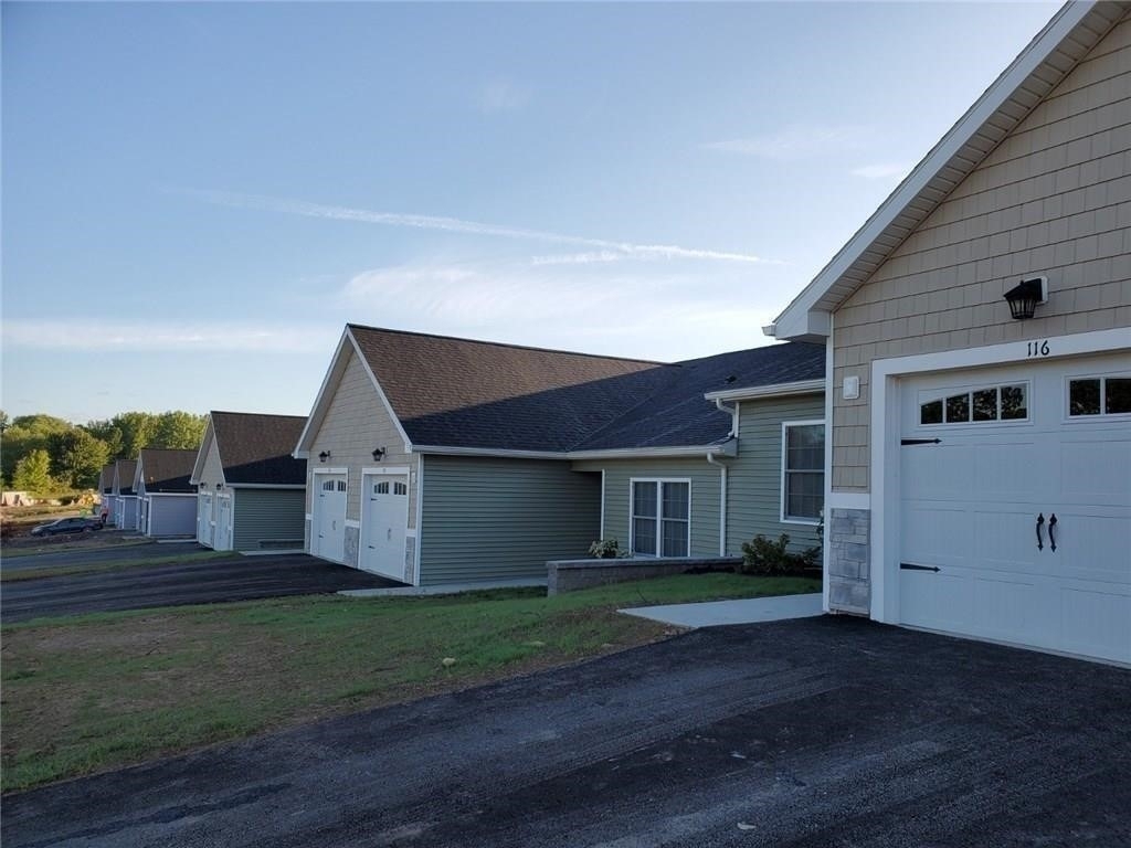 170 Heartwood Ln - Photo 0