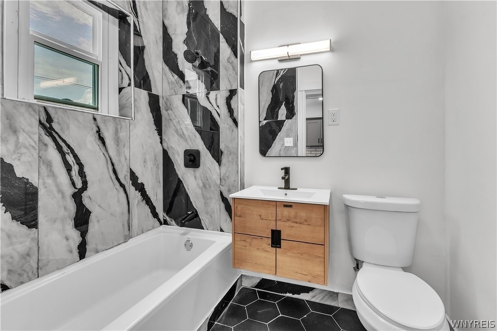 545 Niagara Street - Photo 10