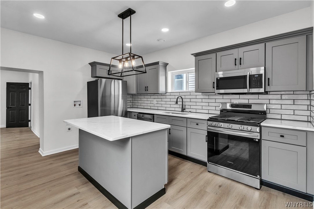545 Niagara Street - Photo 4