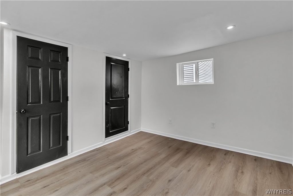 545 Niagara Street - Photo 5
