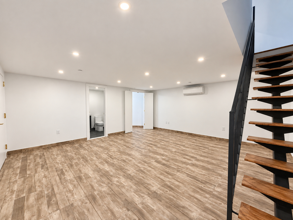 793 Sterling Place - Photo 6