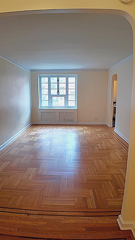 Jane St - Photo 1