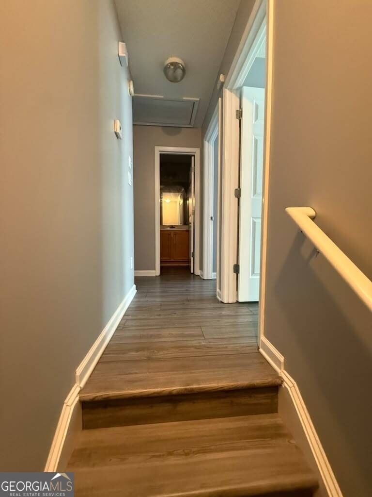 1759 Glen View Way - Photo 10