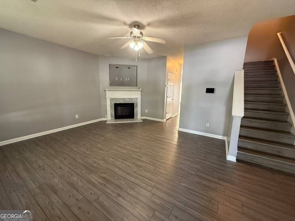 1759 Glen View Way - Photo 1