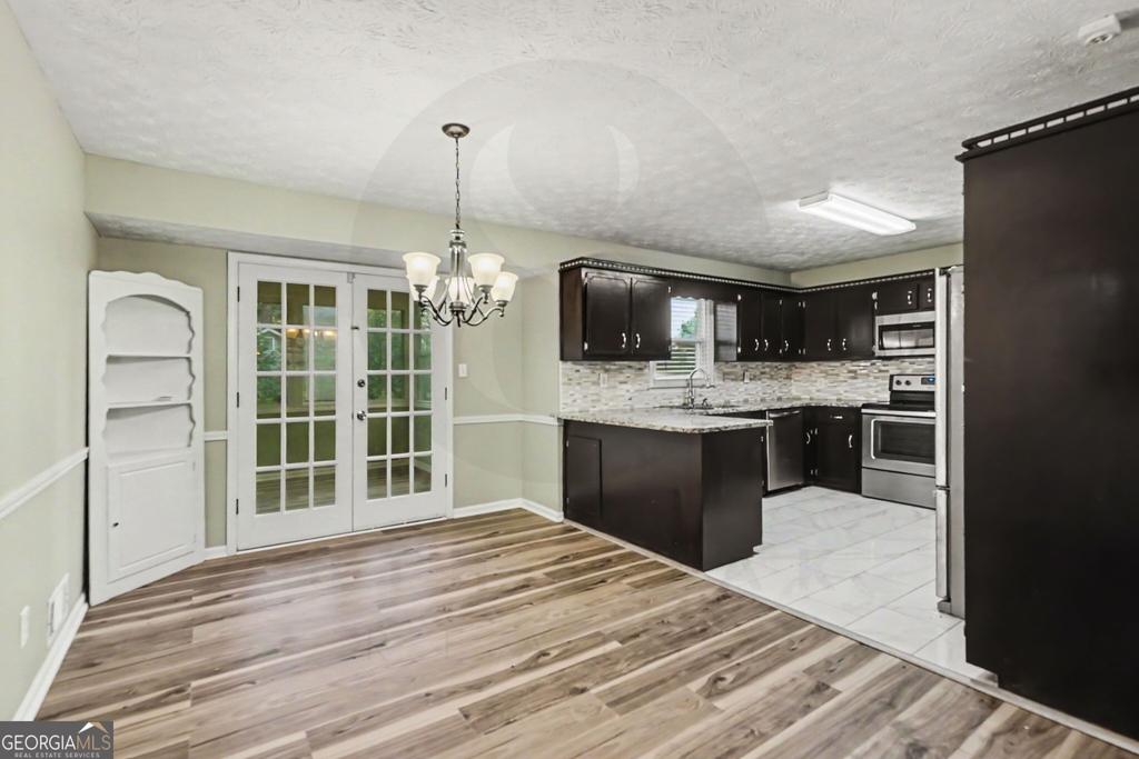 3030 Green Meadow Lane - Photo 4