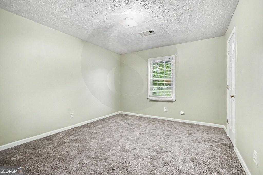 3030 Green Meadow Lane - Photo 16