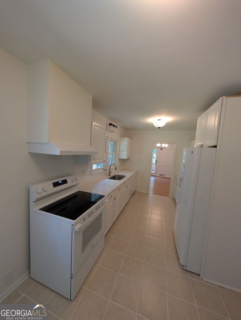 2481 Trailmark Drive - Photo 4