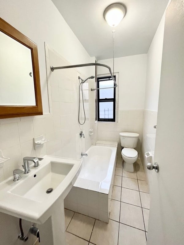 600 West 138th Street - Photo 6