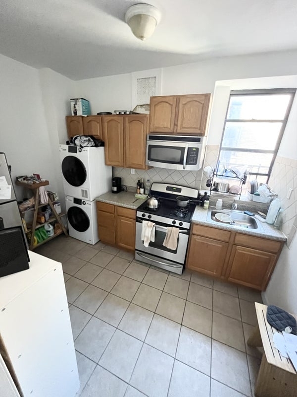 600 West 138th Street - Photo 5