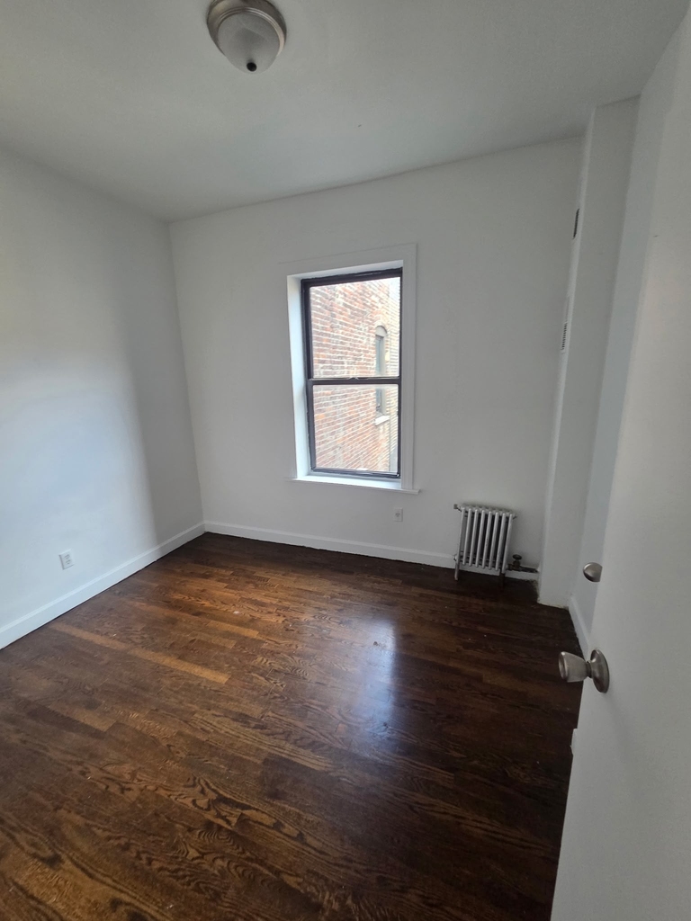 600 West 138th Street - Photo 4