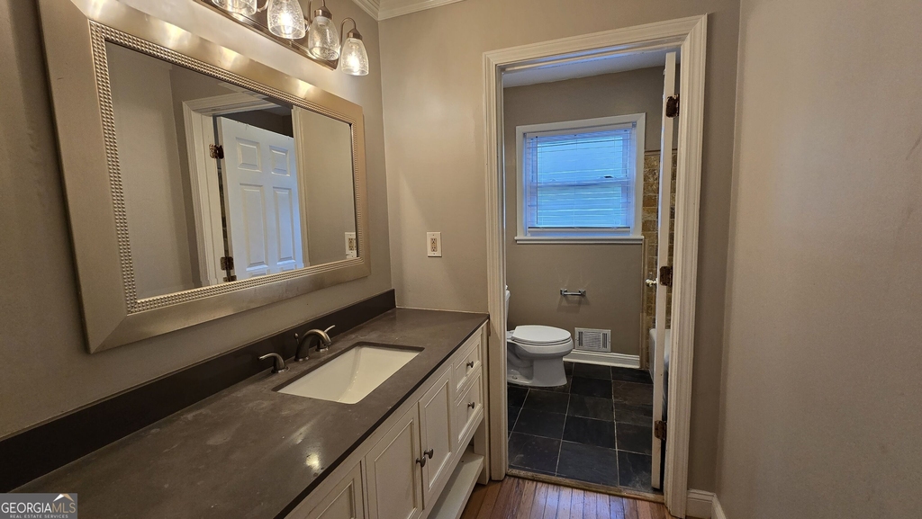 3668 Kingsboro Road Ne - Photo 12