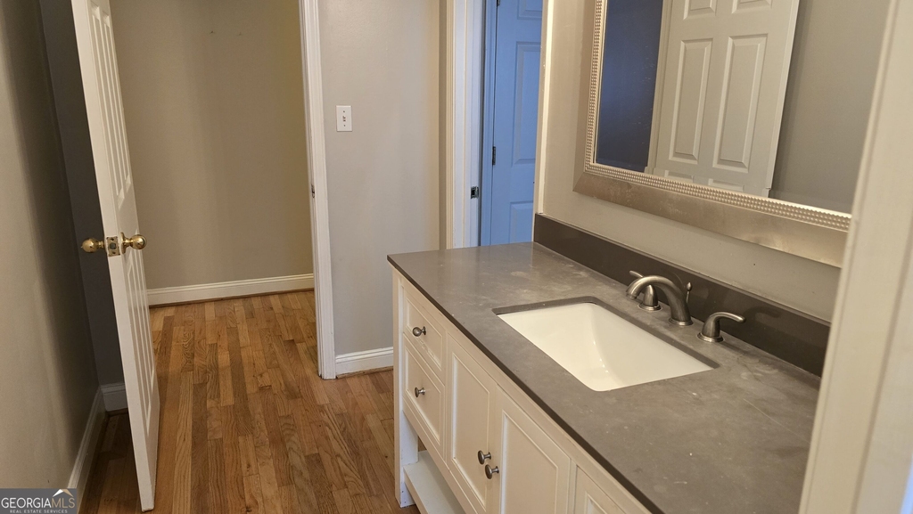 3668 Kingsboro Road Ne - Photo 10