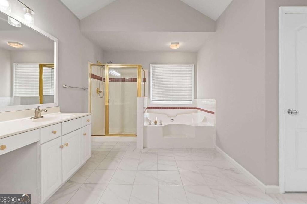 2878 Calhoun Square - Photo 27