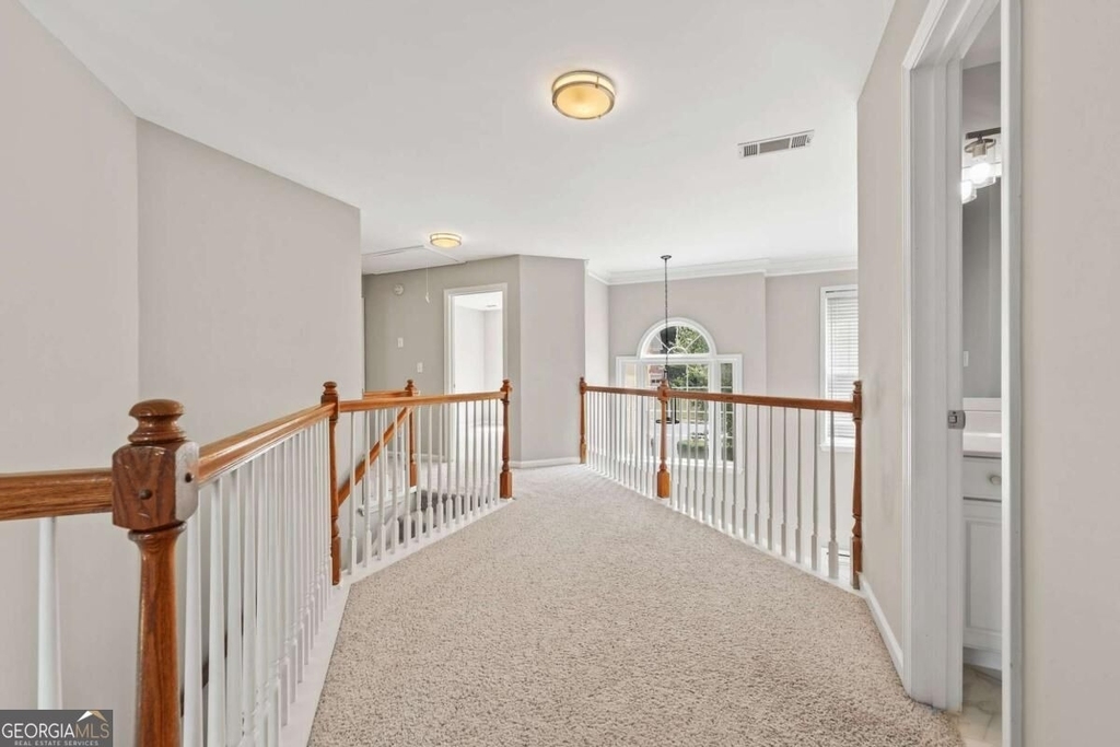 2878 Calhoun Square - Photo 31