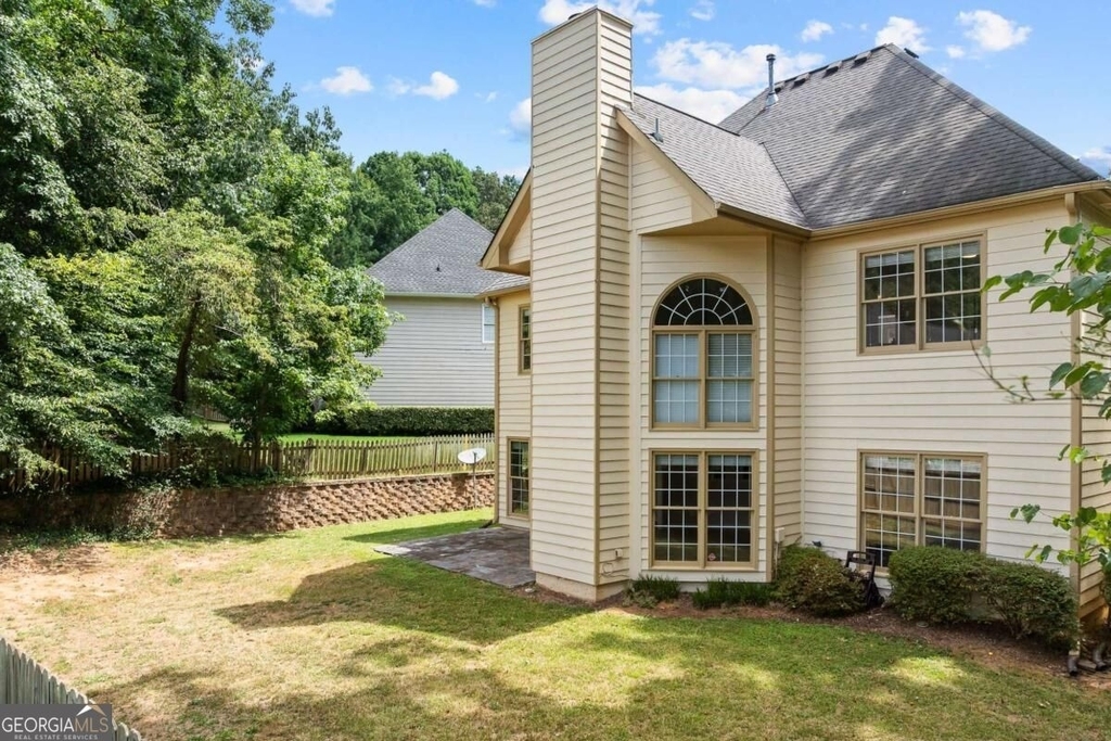 2878 Calhoun Square - Photo 38