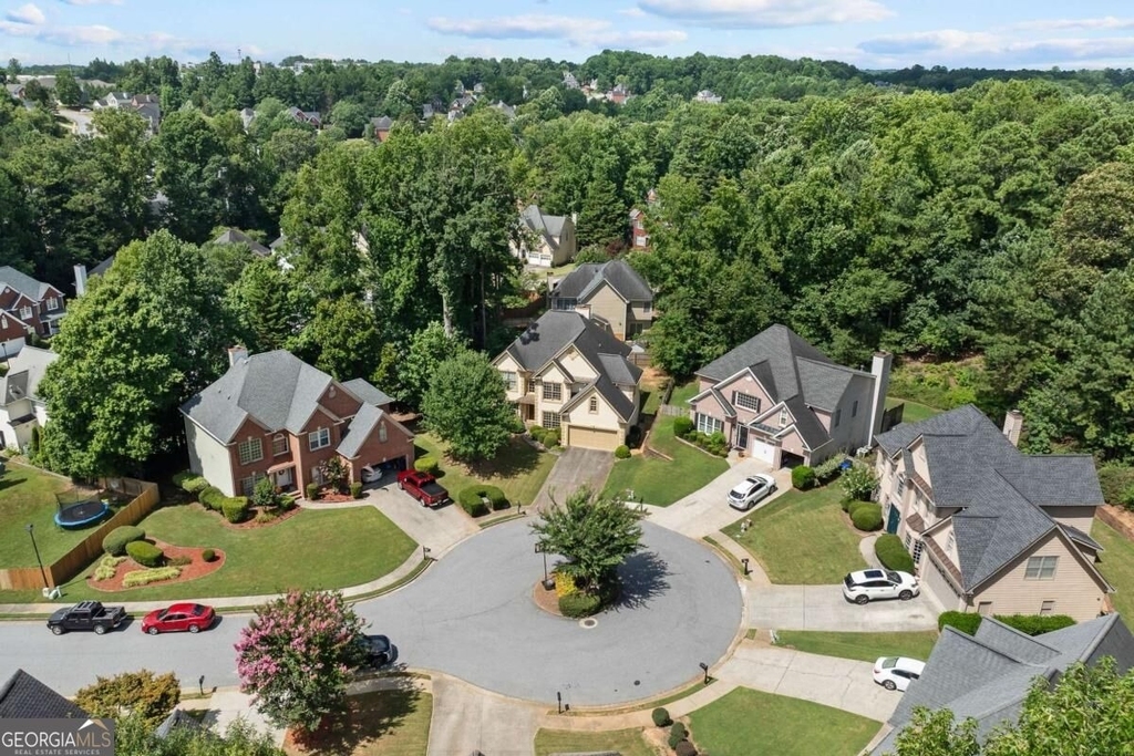 2878 Calhoun Square - Photo 41