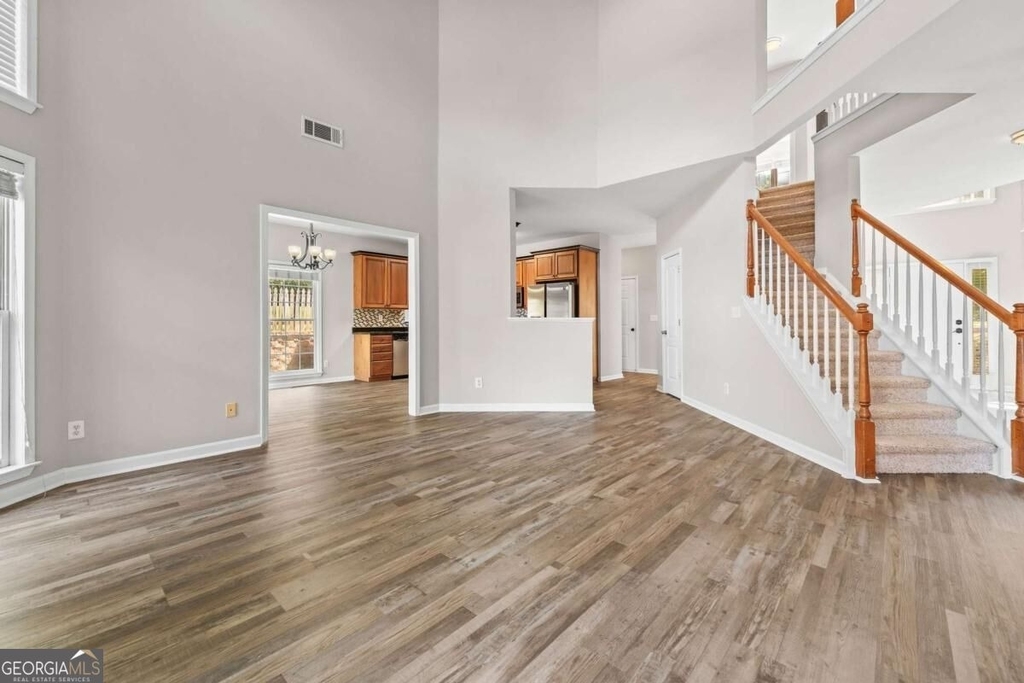 2878 Calhoun Square - Photo 13