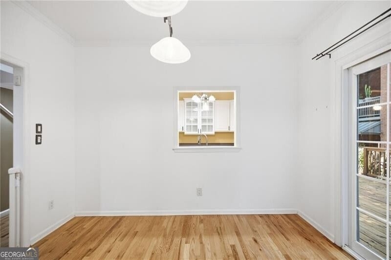 187 12th Street Ne - Photo 10