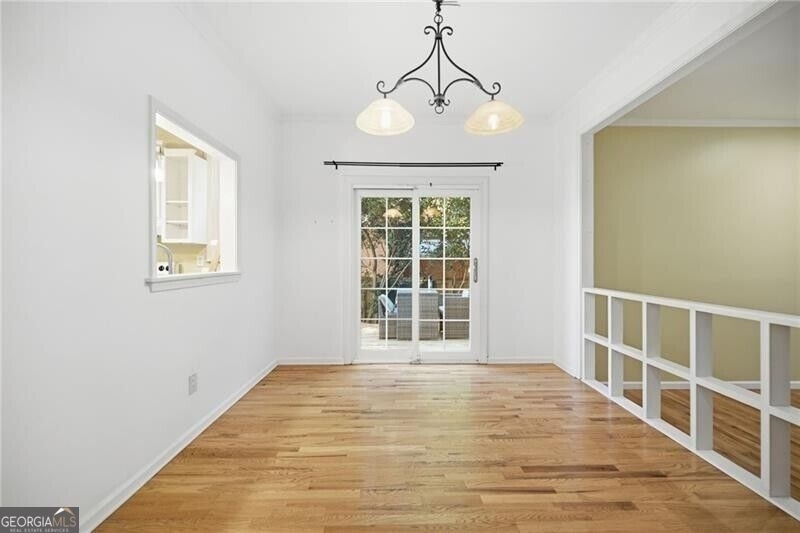 187 12th Street Ne - Photo 8